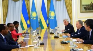 Назарбаев принял президента Руанды