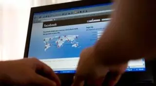 От Facebook ждут отчета о переносе данных россиян в РФ до конца 2015 года