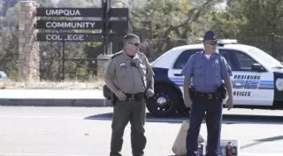 В США объявлен траур в связи с массовым убийством в колледже