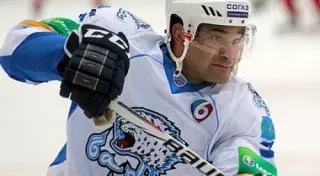 "Барыс" в гостях обыграл "Динамо"