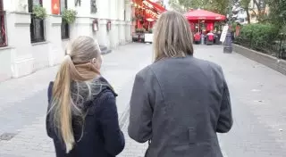 Толкнувшая беженца венгерская журналистка рассказала о мотивах поступка