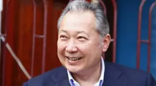 Беглый экс-президент Кыргызстана презентовал книгу в Беларуси