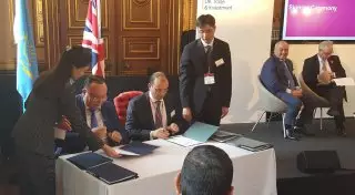 "Казахтелеком" и Vodafone Ltd договорились о предоставлении роуминга абонентам "Алтел" в Великобритании