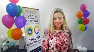 Наставник детей-сирот из Алматы Елена Гендриксон признана "Лучшим волонтером года"