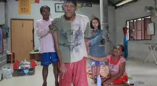 Скончался самый высокий человек в мире