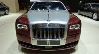 Rolls-Royce объявил об уникальной "отзывной кампании"