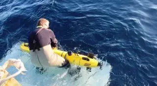 Казахстанских военных моряков отправили во Францию на обучение