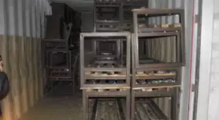 В Караганде мужчина представлялся работником акимата и крал лавочки и урны