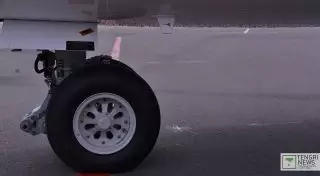 Задержанный на 4 часа самолет "Эйр Астаны" приземлился в Уральске