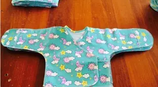 В Казахстане начали выпускать стерильные распашонки и ползунки