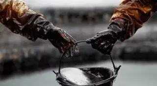 Спекулянты сделали ставку на дальнейшее падение нефтяных цен