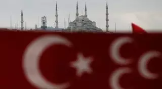 Парламентарии Турции надеются на мирное разрешение конфликта с Россией