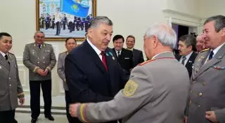 Военное руководство Казахстана чествовало генерала Мухтара Алтынбаева