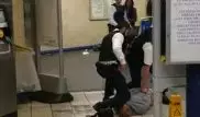 Мужчина с мачете атаковал пассажиров лондонского метро