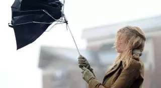 В ЗКО объявили штормовое предупреждение из-за сильного ветра