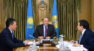 Назарбаев встретился с Кулибаевым и Мырзахметовым