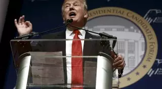 Дональд Трамп предложил запретить Интернет для защиты от пропаганды ДАИШ