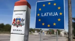 Латвия начала строить забор на границе с Россией