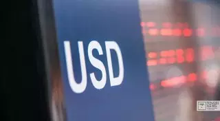 Курс доллара в обменниках Алматы и Астаны превысил 350 тенге