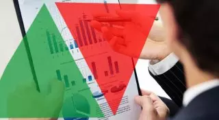 Кризисы приходят и уходят - экс-глава Нацбанка РК