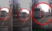 Транспортники разъяснили видео с "выпавшим" из автобуса мужчиной в Алматы
