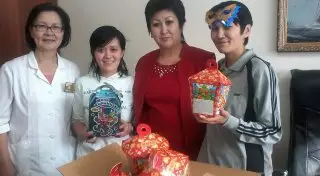 Дети из Назарбаев Интеллектуальной школы поздравили с Новым годом постояльцев из дома-интерната для инвалидов