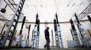 Кыргызстан вынужден вновь закупать электроэнергию у Казахстана из-за аварии на ГЭС