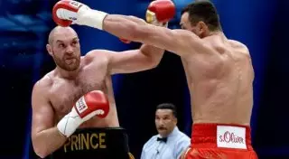 Фьюри подписал контракт на реванш с Кличко