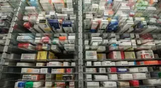 Минздрав сэкономил почти 6 миллиардов тенге на закупе лекарств в 2015 году