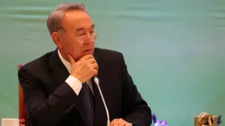 В 2010 году Назарбаев провел в командировках 76 дней