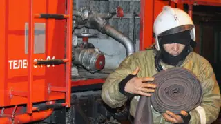 В Алматы сгорел гостиничный комплекс "Каприз"