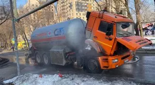 Газовоз чуть не взорвался в Алматы