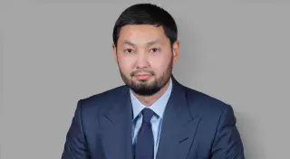 Кенес Ракишев планирует купить страховую компанию