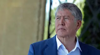 Алмазбеку Атамбаеву продлили арест