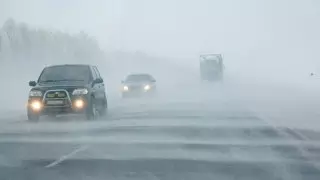 В трех областях Казахстана все еще закрыты дороги