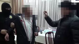 Опубликовано видео задержания экс-акима Алатауского района Алматы