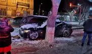 BMW снес остановку в Уральске