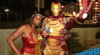 Обойти 15 заведений в костюме "Железного человека". Лучшие места мира для бар-хоппинга