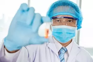 Казахстанцам посоветовали носить маски из-за эпидемии коронавируса