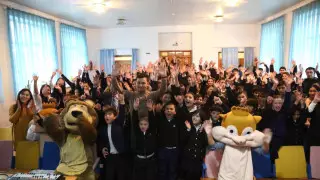 Молодые волонтеры Туркестана привезли детям праздник