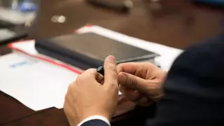 Стаж госслужащих могут рассчитывать по-новому