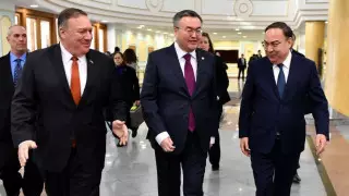 О чем говорили глава МИД Казахстана и Майк Помпео