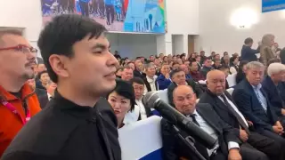 Блогер устроил скандал на встрече акима с населением в Талгаре