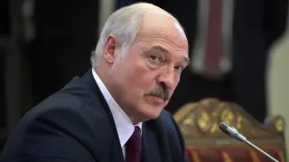 "Всех в камеру!" Лукашенко развернул самолет с коррупционерами над Европой