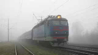 Поезд насмерть сбил девушку в наушниках