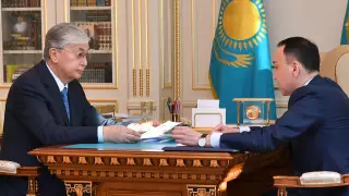 Токаев принял акима Костанайской области