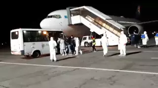 Самолет с эвакуированными из Китая приземлился в Алматы