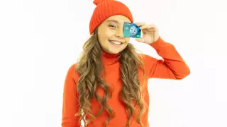 Финансовая грамотность с малых лет. Зачем детям нужны платёжные карты?