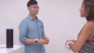 Создан браслет, который заглушает все микрофоны вокруг