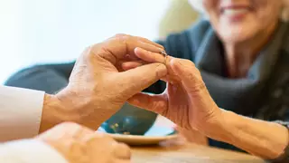 Разведенные алматинцы снова поженились спустя 35 лет